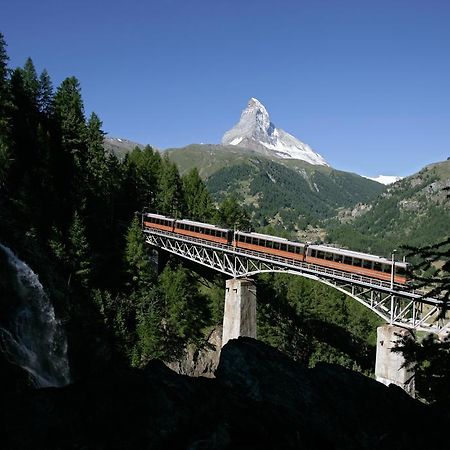 Haus Alpenschloss Zermatt Exterior foto